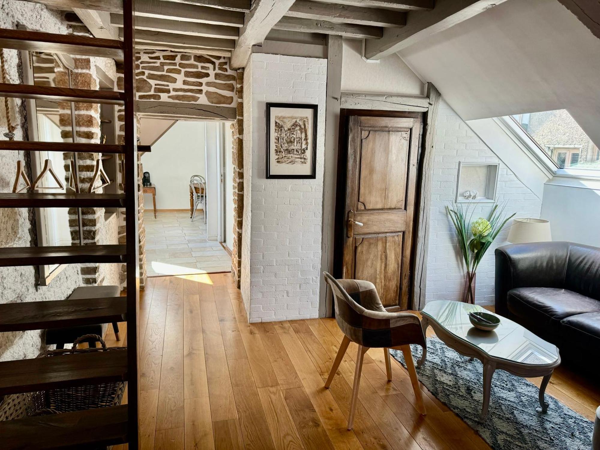 Le Relais Des Ducs : Centre Historique Dijon Apartment Bagian luar foto